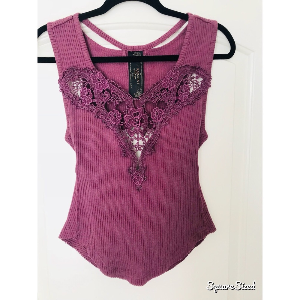 NEW ROMANTICS lace and open back plum tank!!